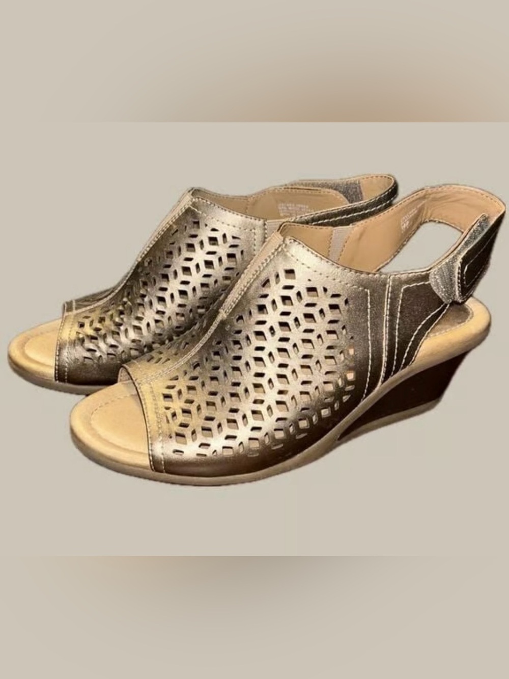 Earth Women Gold Perforated Slingback Wedge Mules Size 8B